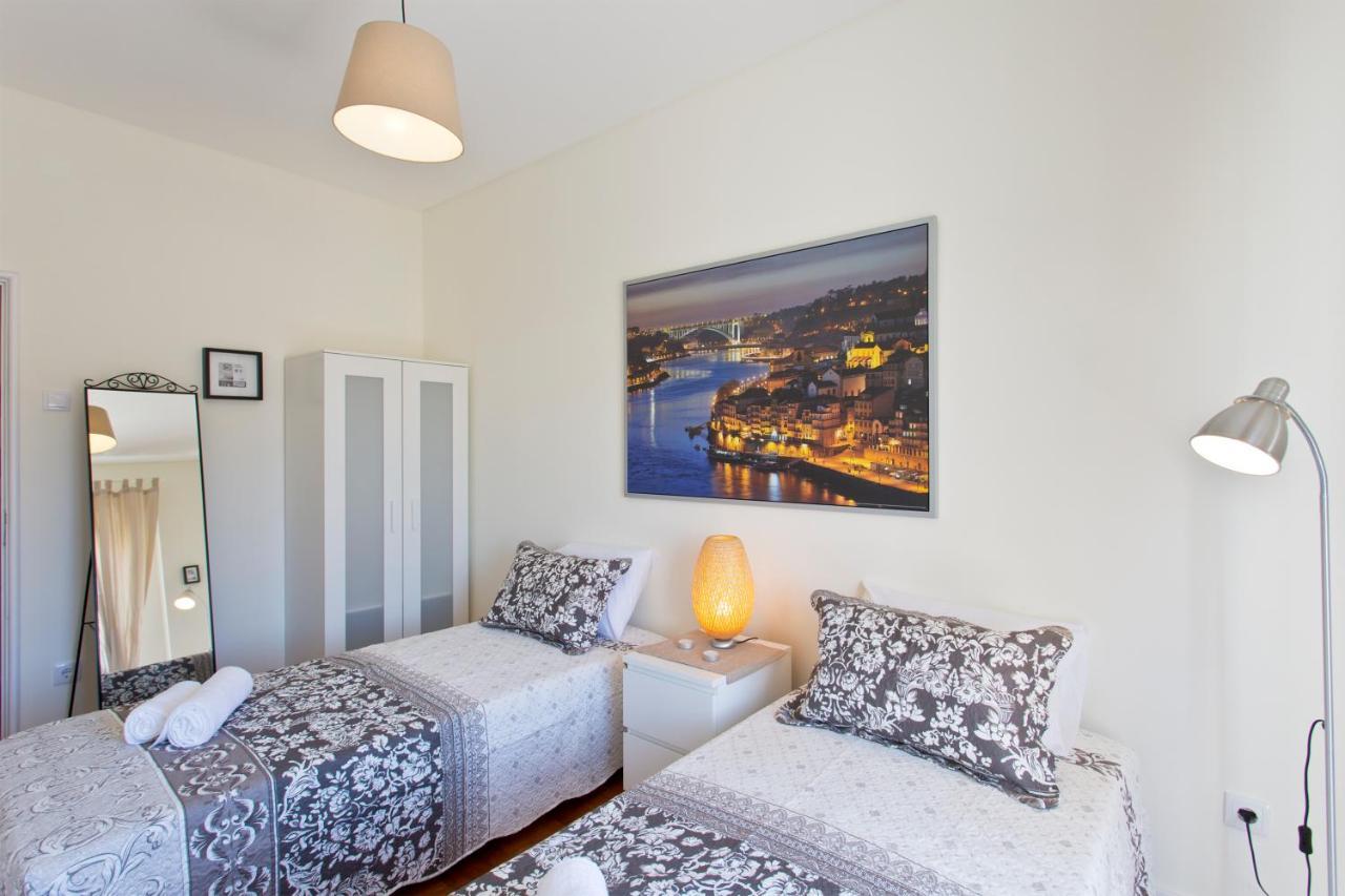 Sweet Flats With Netflix - Bolhao City Center Lägenhet OOporto Exteriör bild