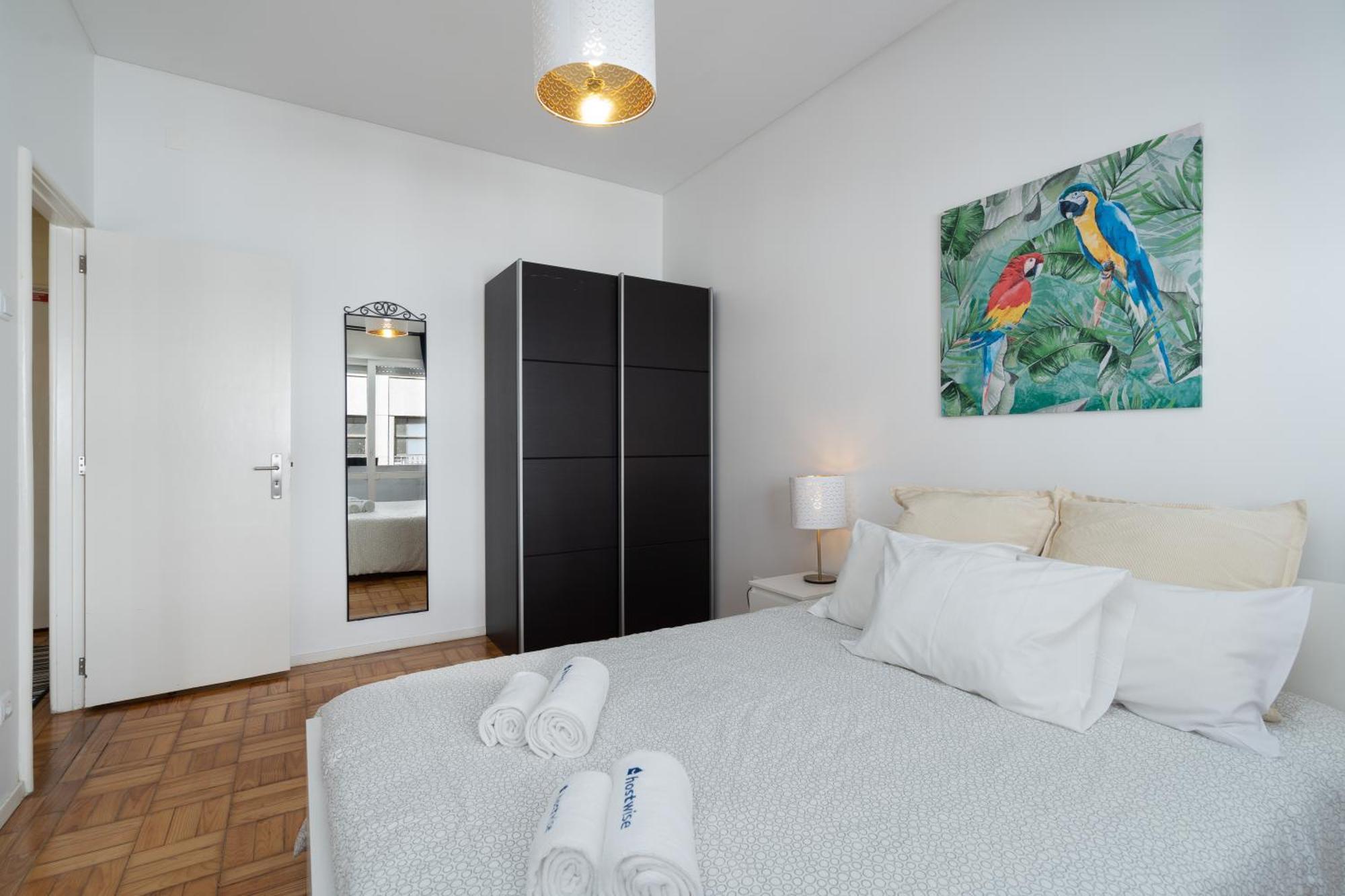 Sweet Flats With Netflix - Bolhao City Center Lägenhet OOporto Rum bild